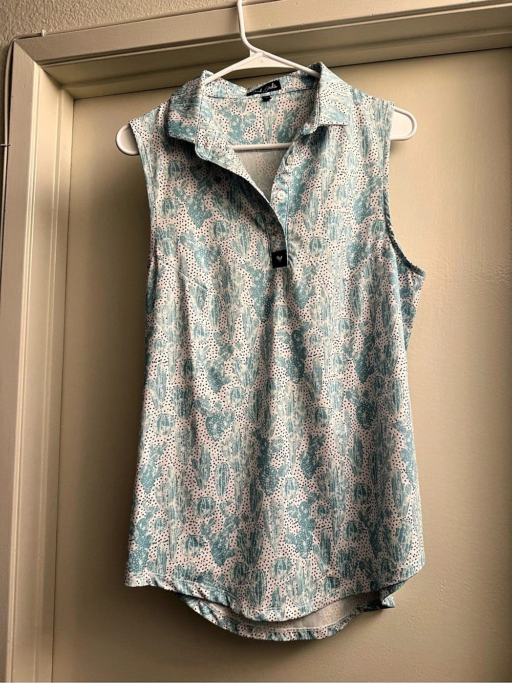 Bad Birdie Women's Sleeveless "The Grove" Golf Polo